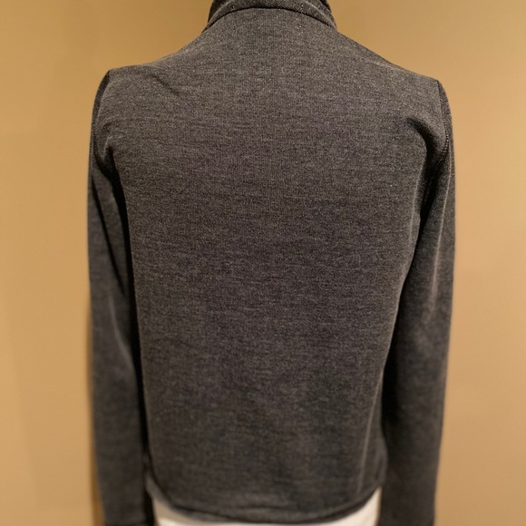 Sweater - Picture 2 of 3